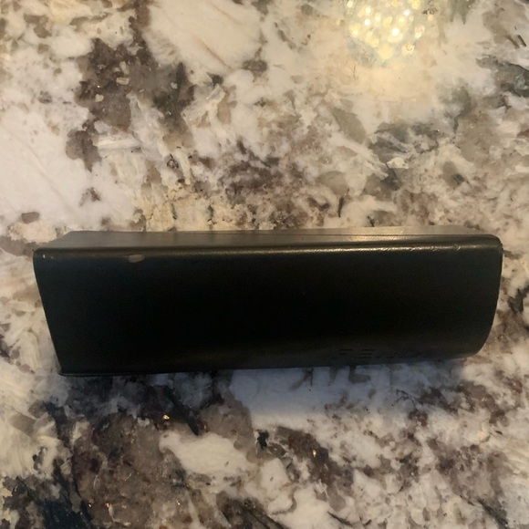 Fendi Eyeglasses Case - Picture 16 of 16